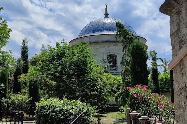 Gülbahar Hatun Türbesi - Resim 11