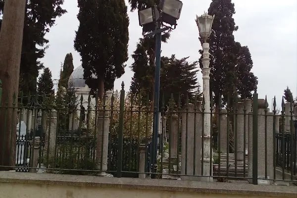 Gülbahar Hatun Türbesi - Resim 8