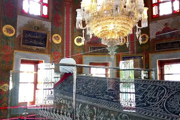 Gülbahar Hatun Türbesi - Resim 4