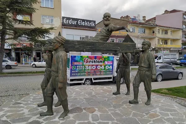 Akşehir Dünyanın Ortası Anıtı - Resim 19