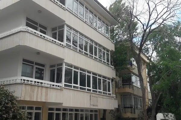 Arnavutluk Büyükelçiliği - Resim 2
