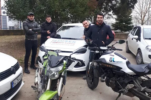 Şimşek Sürücü Kursu - Resim 18