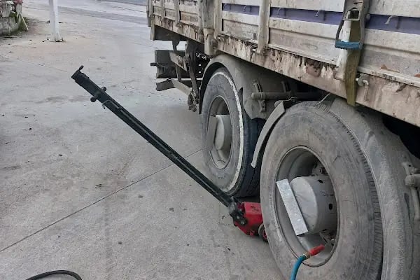 Vezir Oto Lastik - Resim 12