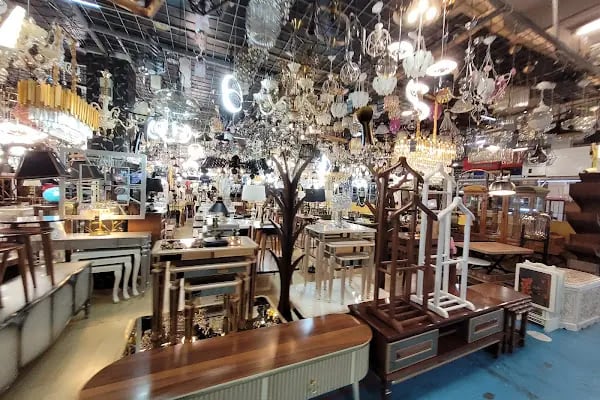 Eskidji Bazaar - Yenibosna - Resim 7