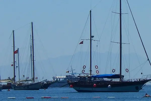 Club Catamaran Bodrum - Resim 17