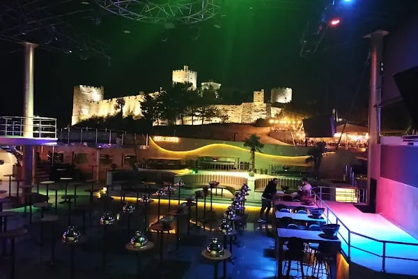Club Catamaran Bodrum - Resim 11