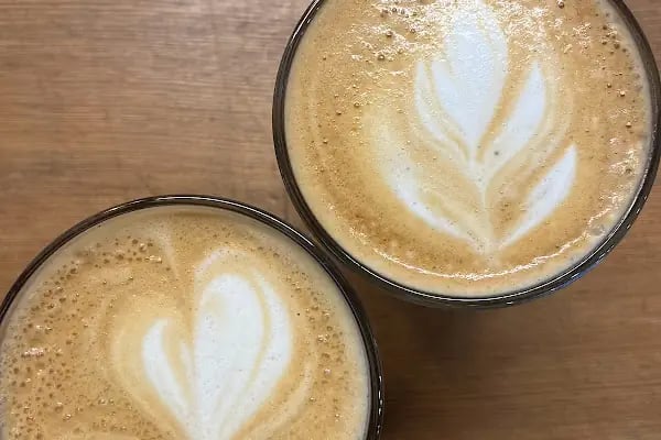 Local Coffee - Resim 5