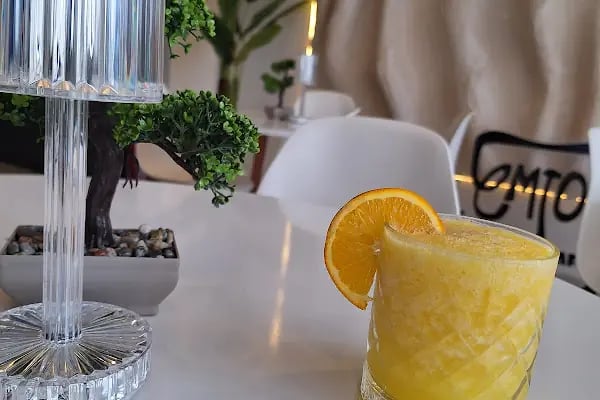 EMJOY CAFE - Resim 8