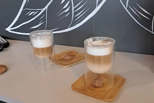 EMJOY CAFE - Resim 10