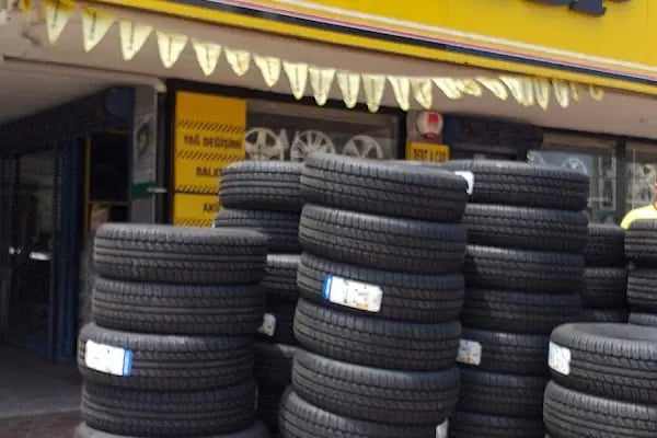 Ömer GÜÇLÜ Oto Lastik Jant Akü Yağ Balata Bakım 7/24 Yol Yardım - Resim 13