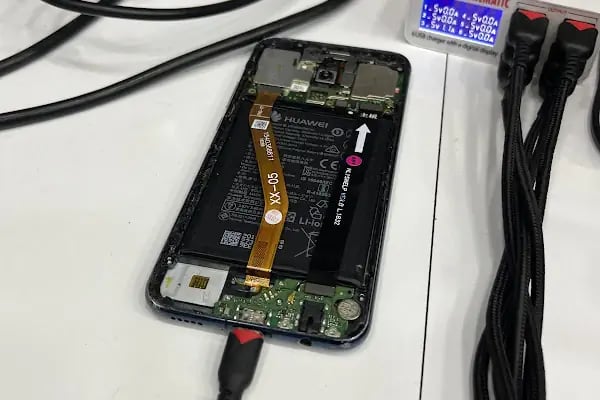 Görsel İletişim Telefon Tamir Teknik Servisi ve Telefon Alım Satım Merkezi - Resim 13