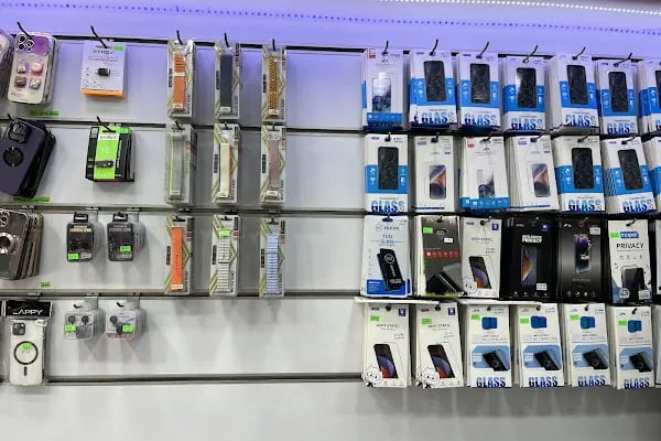 Görsel İletişim Telefon Tamir Teknik Servisi ve Telefon Alım Satım Merkezi - Resim 6