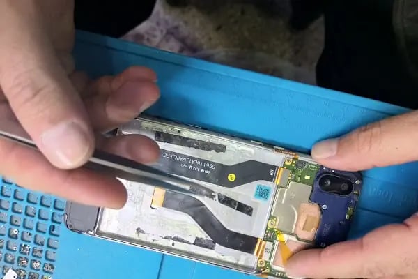 Görsel İletişim Telefon Tamir Teknik Servisi ve Telefon Alım Satım Merkezi - Resim 7