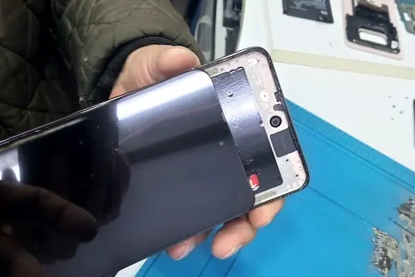 Görsel İletişim Telefon Tamir Teknik Servisi ve Telefon Alım Satım Merkezi - Resim 12