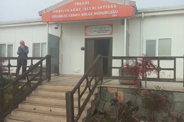İnegöl Mobilya ve Ağaç İşleri İhtisas Organize Sanayi Bölge Müdürlüğü - Resim 3