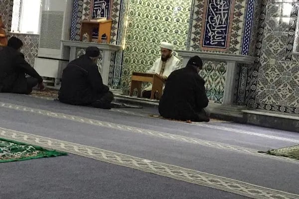 Maltepe Eski Merkez Cami - Resim 8
