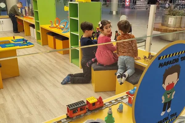 Antalya Büyükşehir Belediyesi Şehir Tiyatrolari Mall Of Antalya Sahnesi - Resim 6