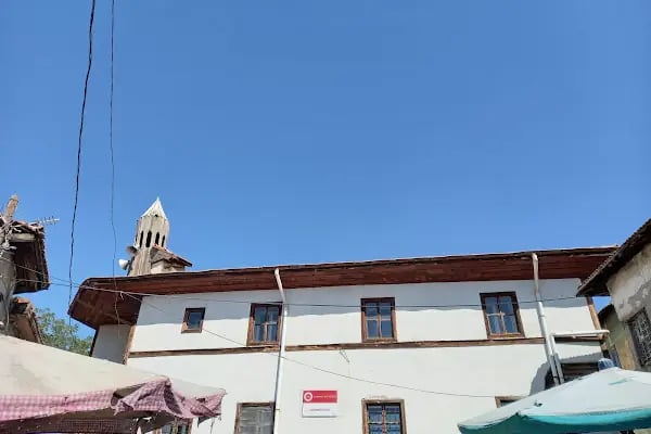 Eskicioğlu Cami - Resim 3