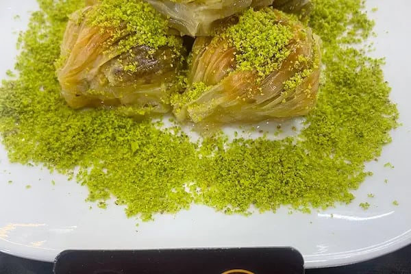 Adıyaman Çiğköftecisi &amp; Dondurma &amp; Vuslat Çay Evi - Resim 5