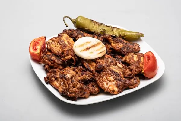 Adıyaman Çiğköftecisi &amp; Dondurma &amp; Vuslat Çay Evi - Resim 11