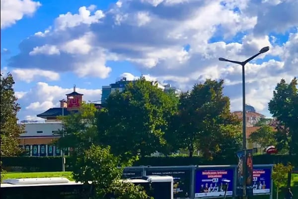 SBÜ Haydarpaşa Numune Eğitim ve Araştırma Hastanesi Sadık Eratik Göz Kliniği - Resim 6