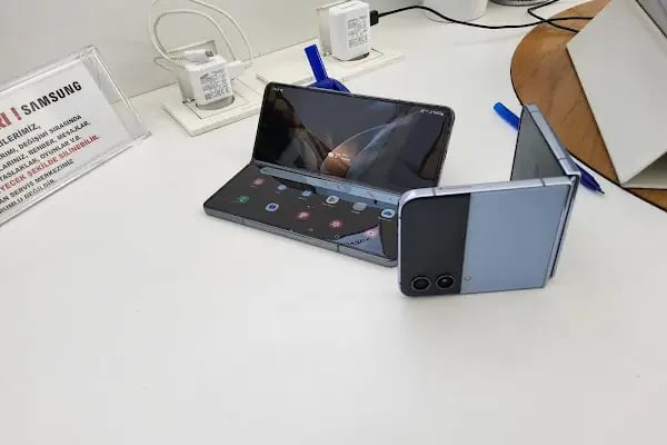 Simge Via Elektronik Teknoloji A.Ş.- Samsung Yetkili Servis Merkezi | Mobile - Resim 11