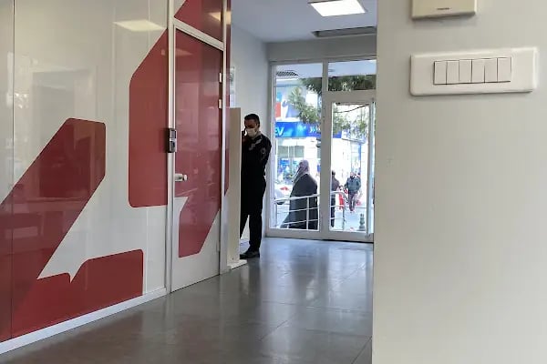 Ziraat Bankası Bağcılar Caddesi/İstanbul Şubesi - Resim 4