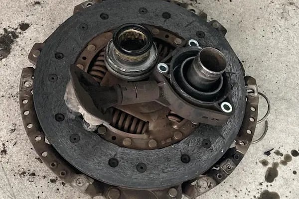 Gençler Oto Ford Özel Servis - Resim 12