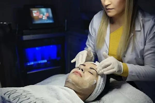 Estedermis Medikal Estetik Güzellik Merkezi - Resim 4
