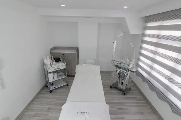 ROSSO Bağcılar 2 Güzellik Merkezi - Resim 3