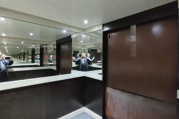 Arnavutkoy House Airport - Resim 18