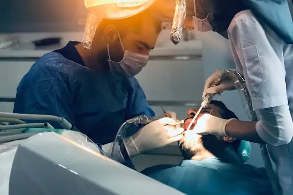 Özel Gap Dental Ağız ve Diş Sağlığı Polikliniği - Resim 16