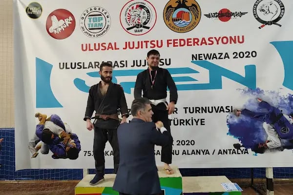 75. Yıl Spor Salonu - Resim 2