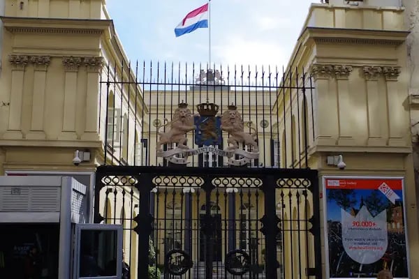 Hollanda Konsolosluğu - Resim 1