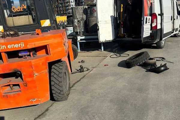 Açık Lastikçi İzmir Yol Yardım - Resim 16