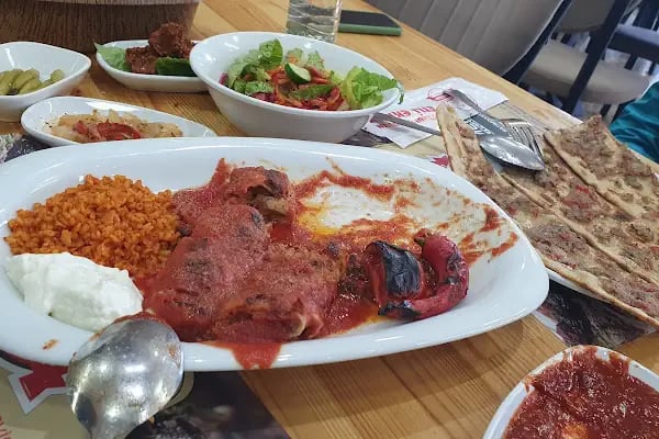 Gülmece Pide Kebap Salonu - Resim 11