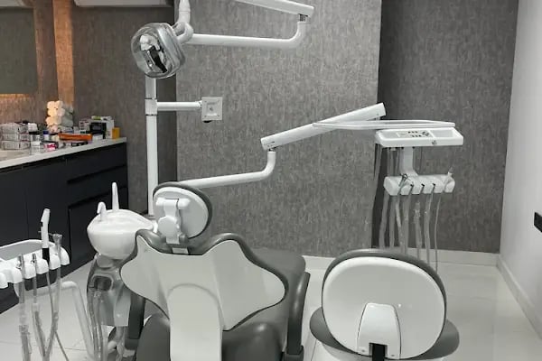özel i-klinik ankara ağız ve diş sağlığı polikliniği - Resim 10