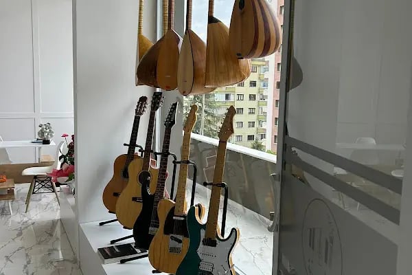 Real Akademi Kültür&amp;Sanat - Resim 4