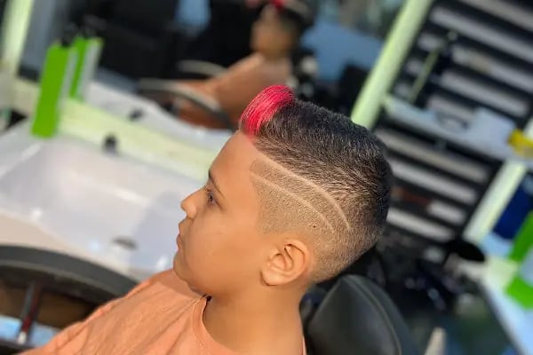 SALON FERİSYA ERKEK KUAFÖRÜ - Resim 14