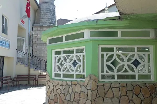Karatepe Cami - Resim 13
