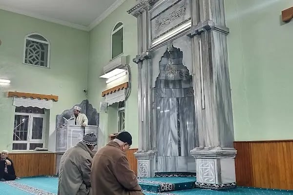 Karatepe Cami - Resim 3