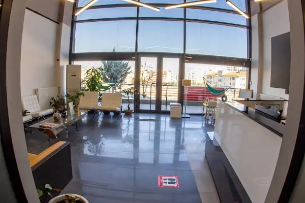 Moondent Diş Polikliniği : İmplant, Zirkonyum, Lamine Yaşamkent Diş Kliniği - Resim 20