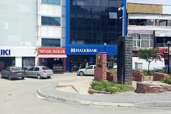 Halkbank Kozan Şubesi - Resim 3