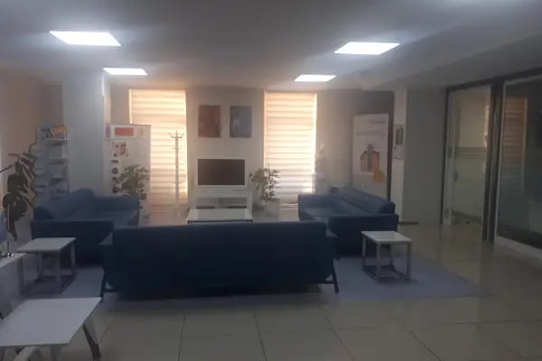AvrupaDiş Avcılar Ağız ve Diş Sağlığı Polikliniği - Resim 16