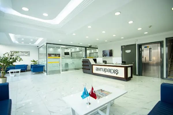 AvrupaDiş Avcılar Ağız ve Diş Sağlığı Polikliniği - Resim 3