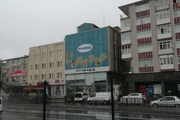 AvrupaDiş Avcılar Ağız ve Diş Sağlığı Polikliniği - Resim 1