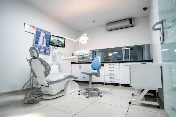 AvrupaDiş Avcılar Ağız ve Diş Sağlığı Polikliniği - Resim 2