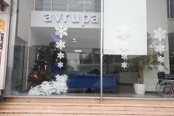 AvrupaDiş Avcılar Ağız ve Diş Sağlığı Polikliniği - Resim 15