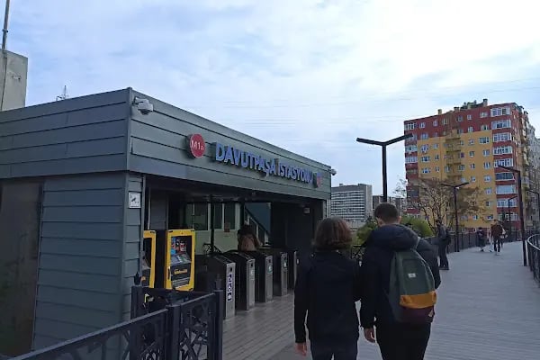 Davutpaşa Metro Durağı - Resim 5