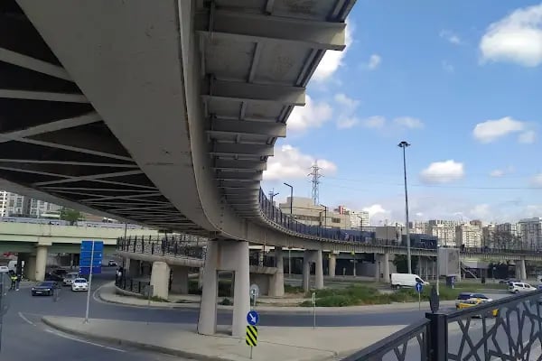Davutpaşa Metro Durağı - Resim 2